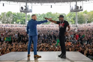 Mayweather vs McGregor: Conor Awakens